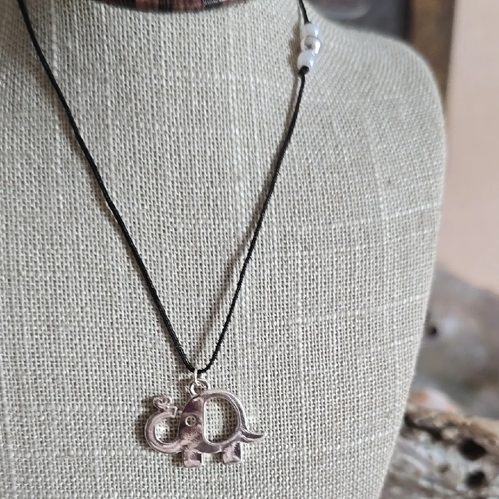 Elephant Pendant Silver Color Necklace
